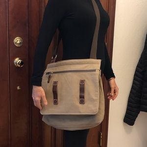 Banana Republic messenger bag